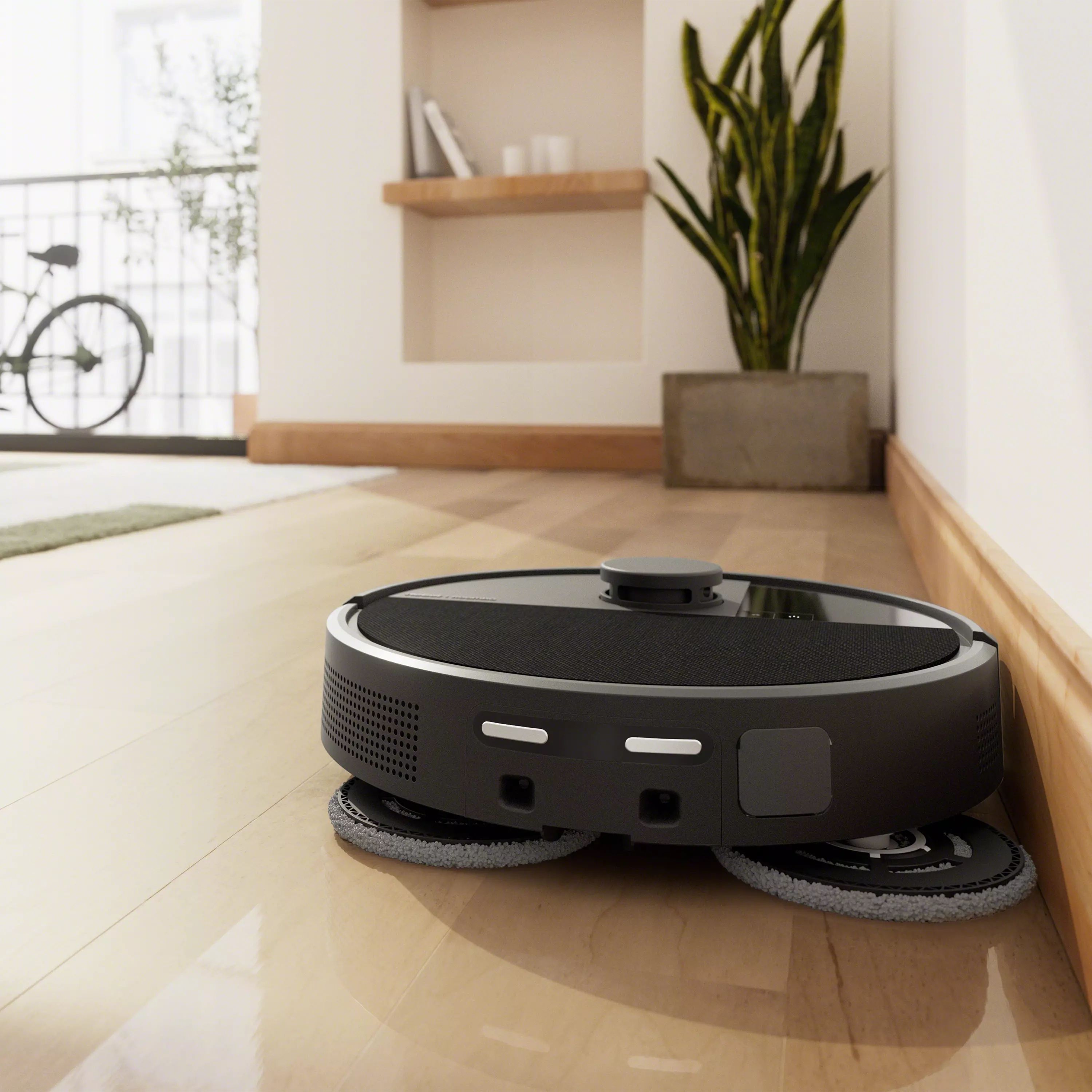 Roomba® Plus 505 Combo Robot + AutoWash™ Dock - Black